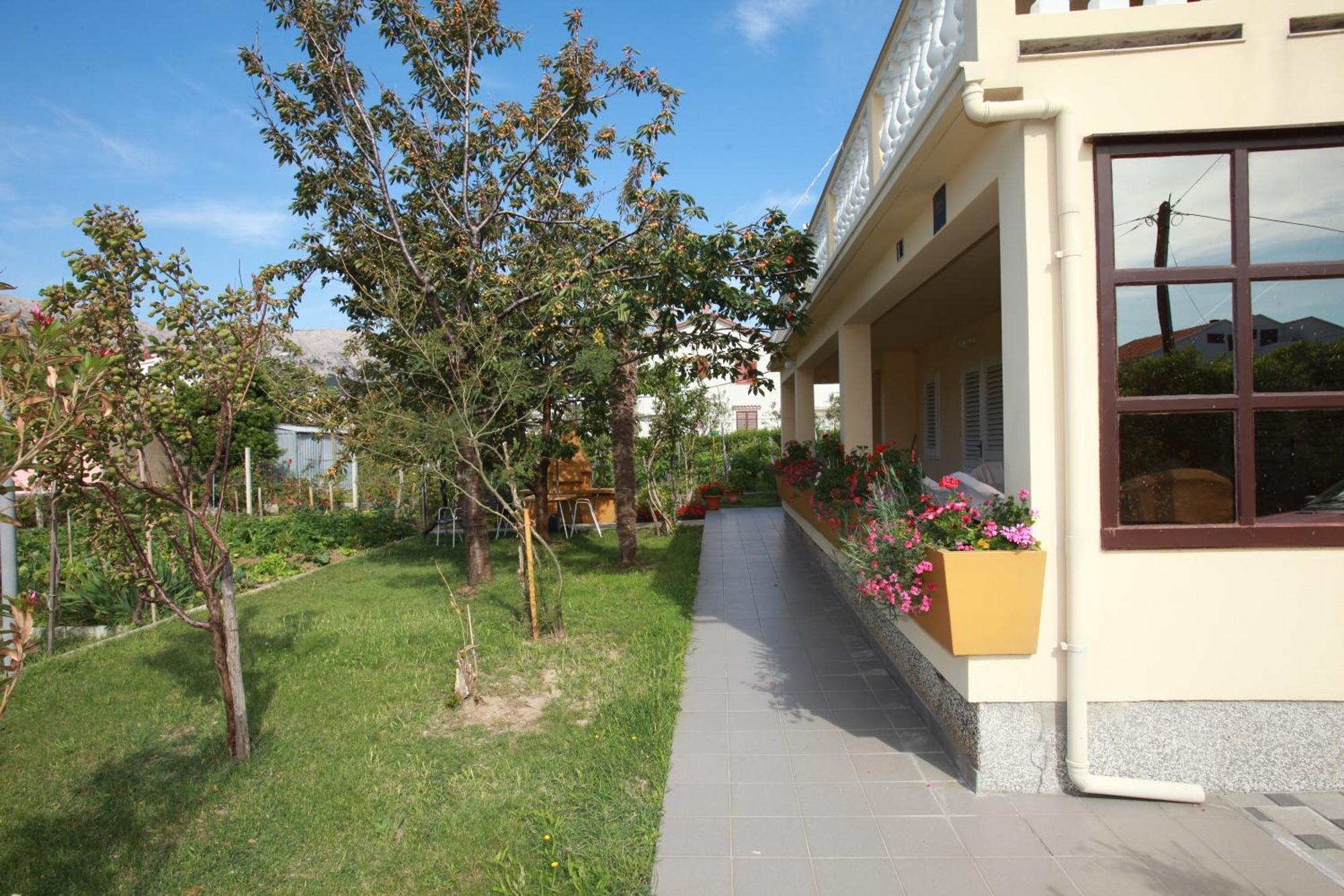 Apartments & Room Jagoda Baska  Ngoại thất bức ảnh