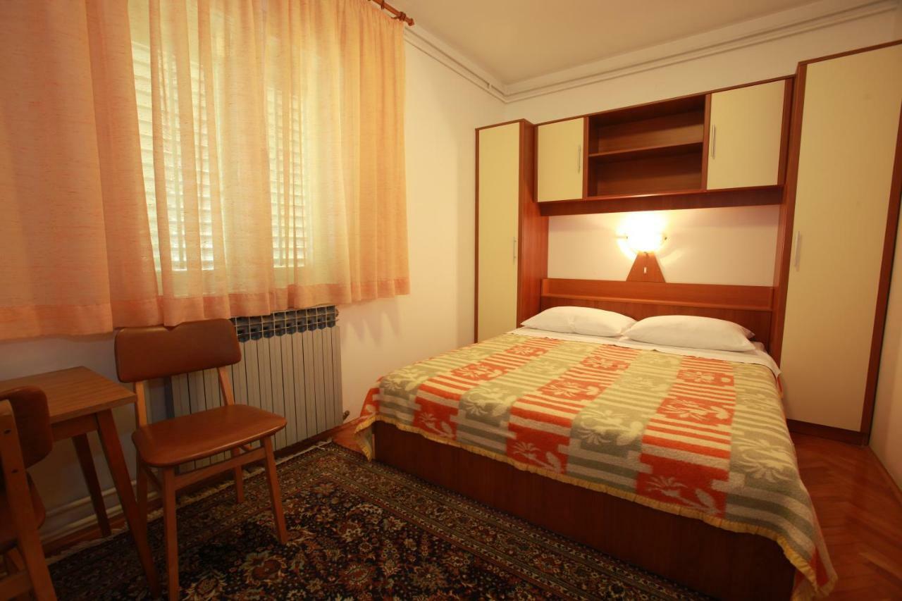 Apartments & Room Jagoda Baska  Ngoại thất bức ảnh