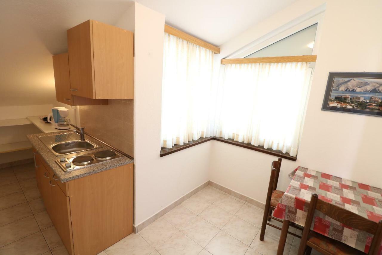 Apartments & Room Jagoda Baska  Ngoại thất bức ảnh
